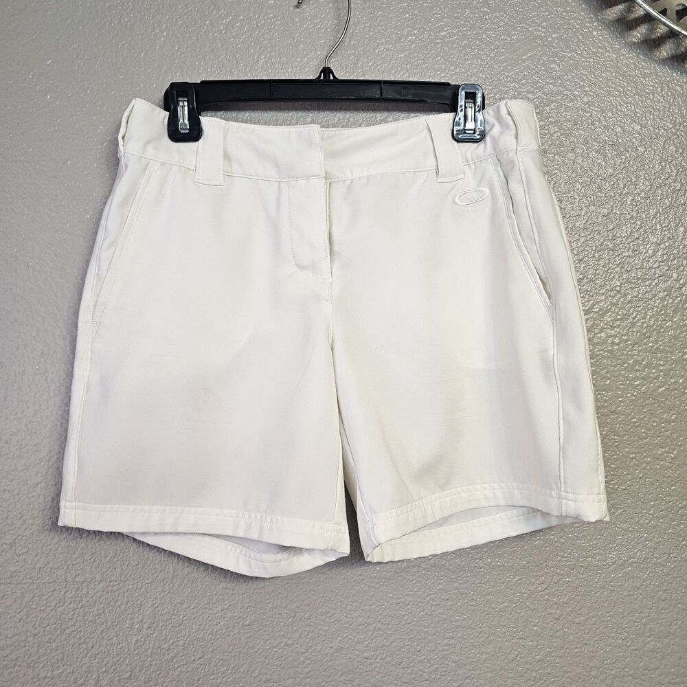 Oakley Women’s White Golf Shorts Size 8 Stretch Performance Athletic Casual D772